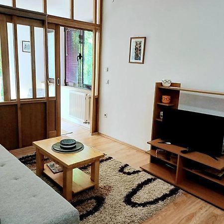 Apartmani Damir SJJ Exterior foto