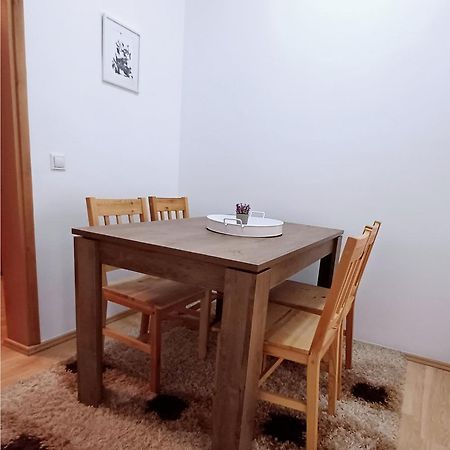 Apartmani Damir SJJ Exterior foto