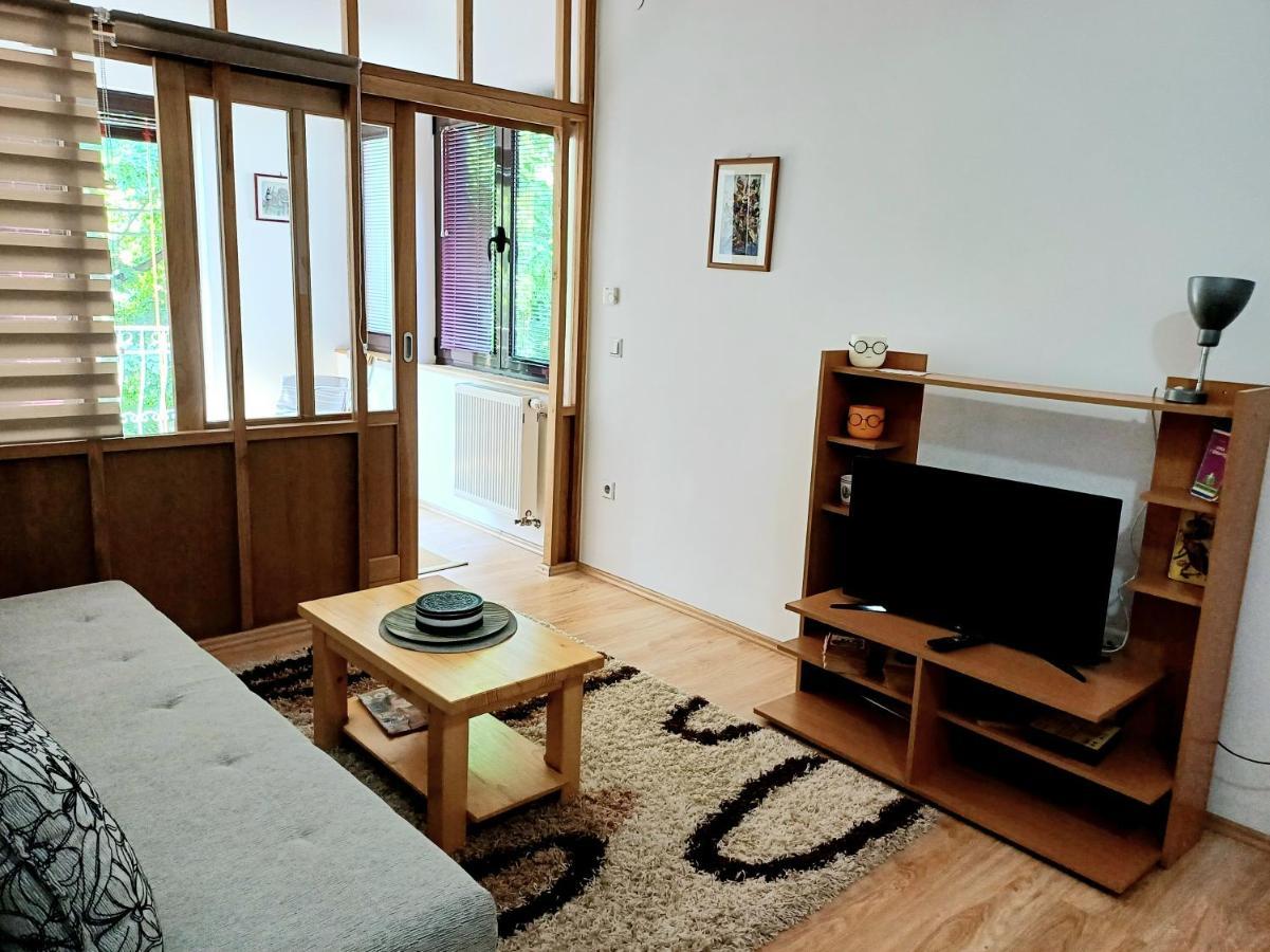 Apartmani Damir SJJ Exterior foto