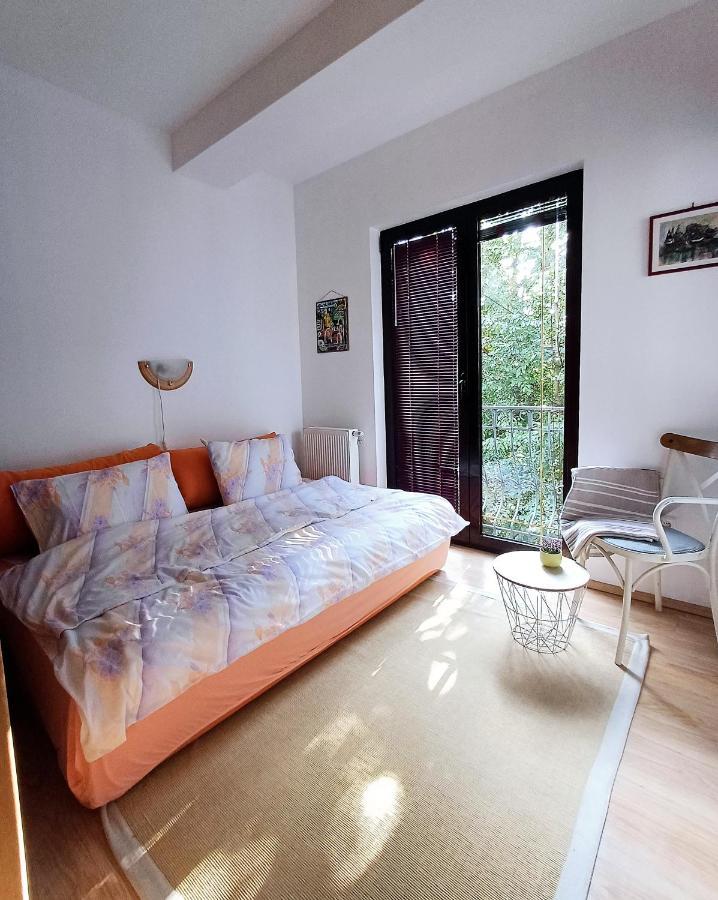 Apartmani Damir SJJ Exterior foto